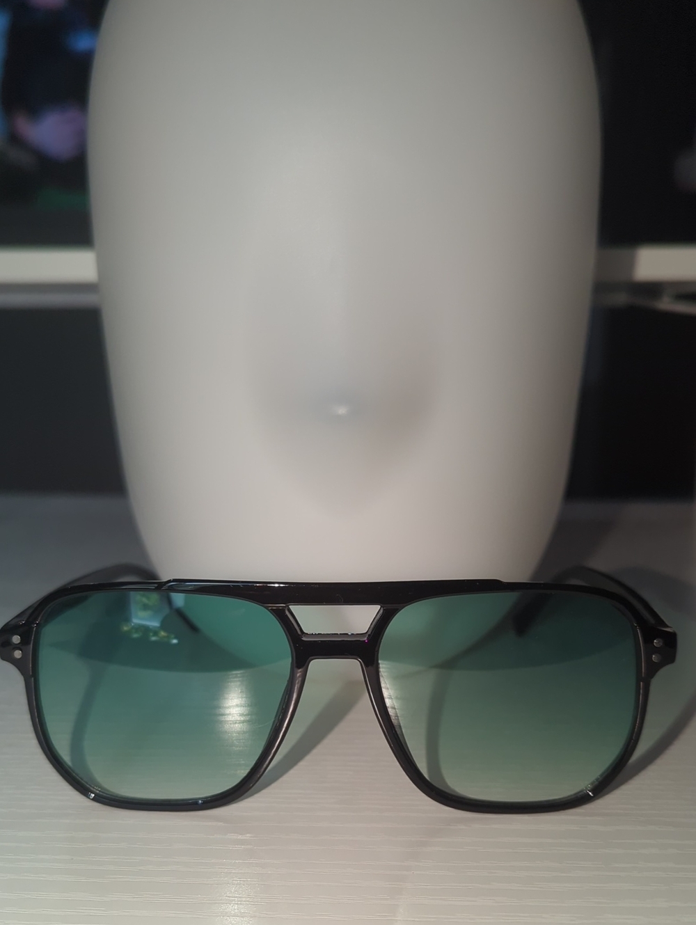 Black Frame Sunglasses with Green Gradient Lenses - Women
